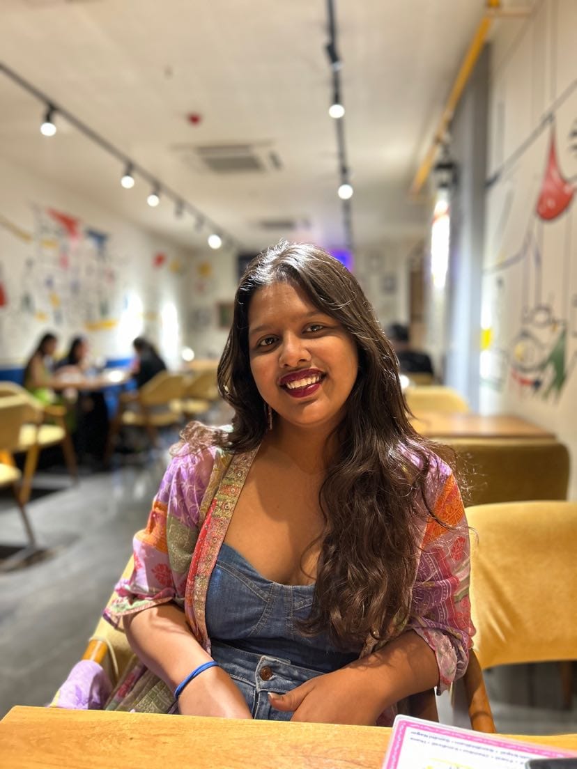 ayushi-mathur-ai-powered-digital-marketing-course-in-ahemadabad-student-dizinfinity